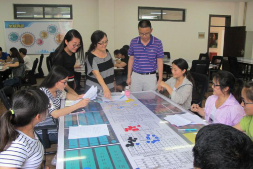 马会app
领导与选手交流